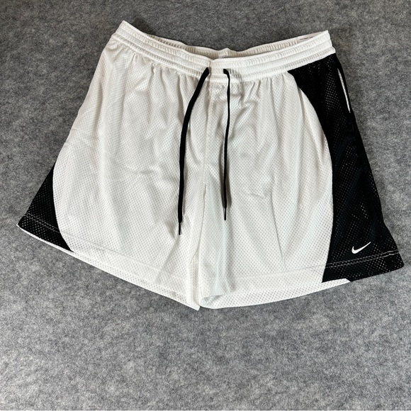 Nike Essential Women's Dri-FIT Mesh Basketball Shorts White FQ4538-100 XL - Picture 1 of 9